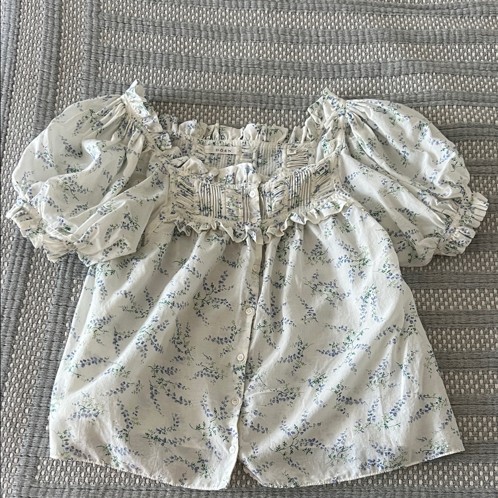 🎀DÔEN Farley🎀Floral Puff Sleeve Button Front Blouse! Size XS! EUC!